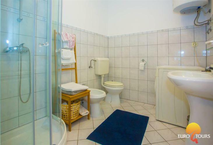 Holiday Home Marina Kastelir Ngoại thất bức ảnh