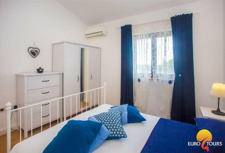Holiday Home Marina Kastelir Ngoại thất bức ảnh