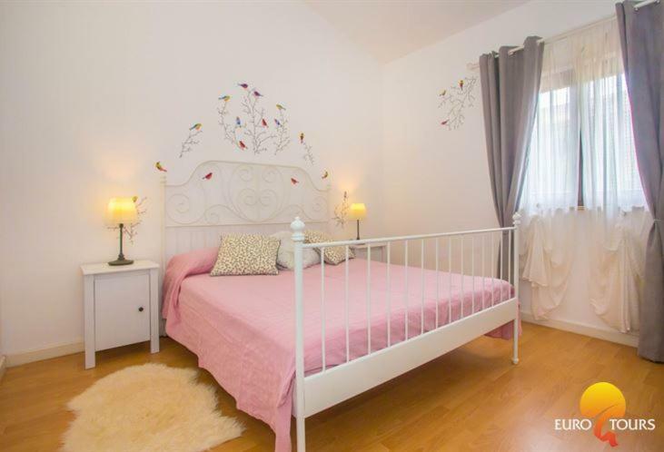 Holiday Home Marina Kastelir Ngoại thất bức ảnh